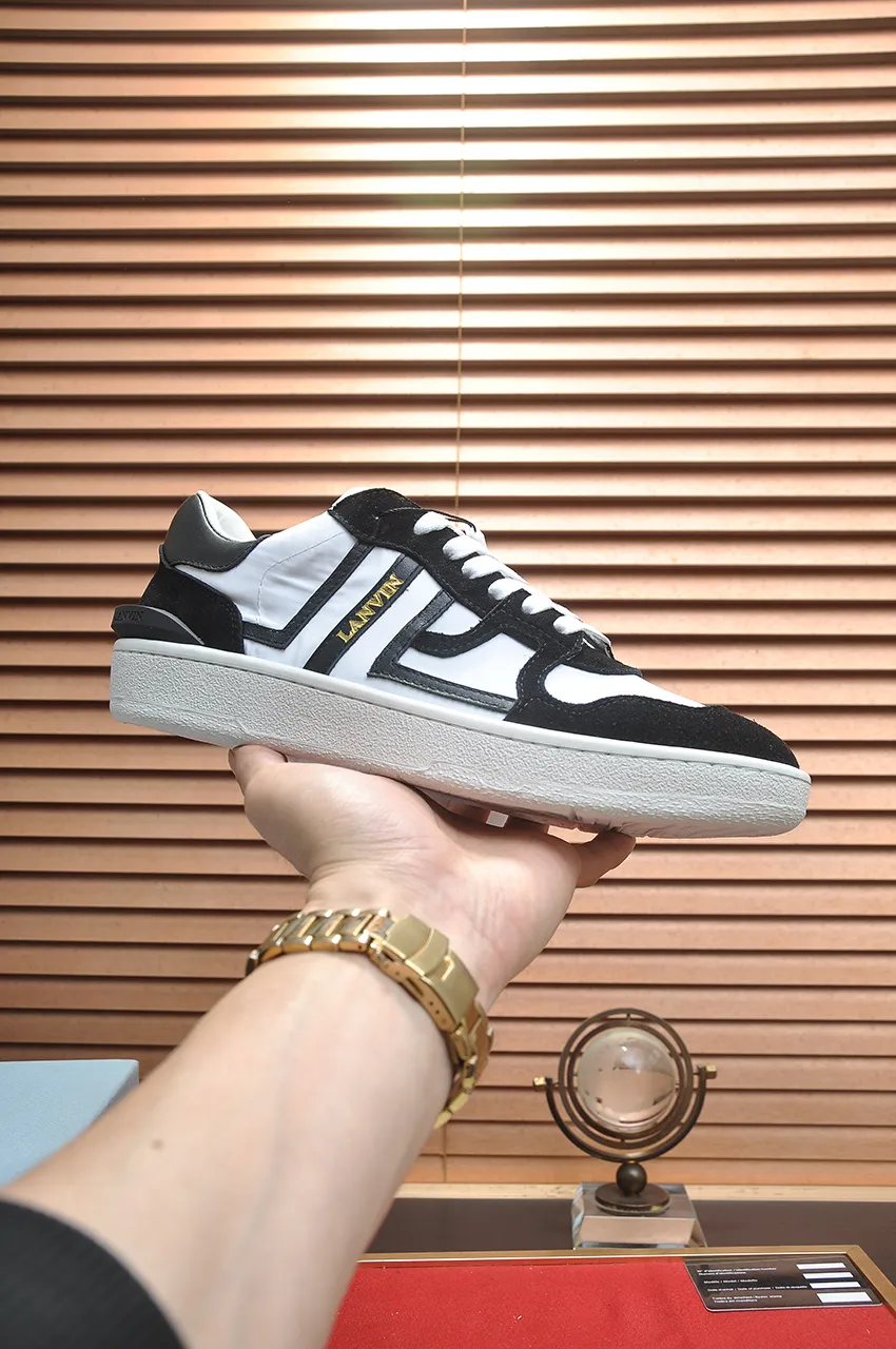 Men's men's shoes💰540💶[LANVIN] The latest lace-up fashionable casual couple sneakers, high-quality CLAY couple series‼ ️ The latest trendy products of the season 🌈Many bloggers have planted grass and purchased the original open-mold customization. The upper and outsole are sewn with mark threads without edge sealing. A variety of material splicing combination design. Very versatile for fashionable and casual wear. Comfortable on the feet. Self-recommended. Upper cowhide + cow suede + breathable mesh lining. Foot-padding cowhide. Exclusive original open-mold clear logo rubber outsole ⚠️Couple standard size 36-40 for women and 38-44 for men.